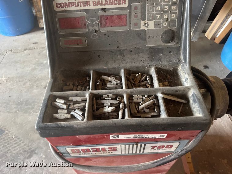 image for item EU6297 (2) Coats tire machines