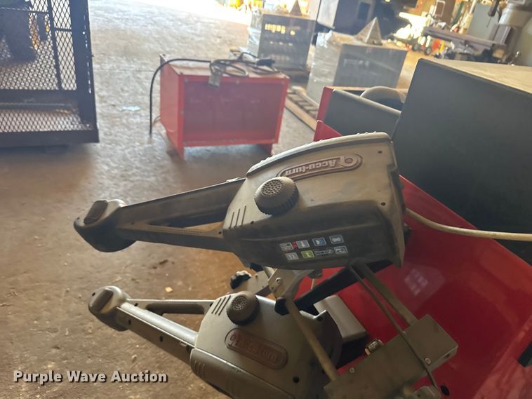 image for item EU6299 Accu-turn ACCU 2200 CCD alignment machine