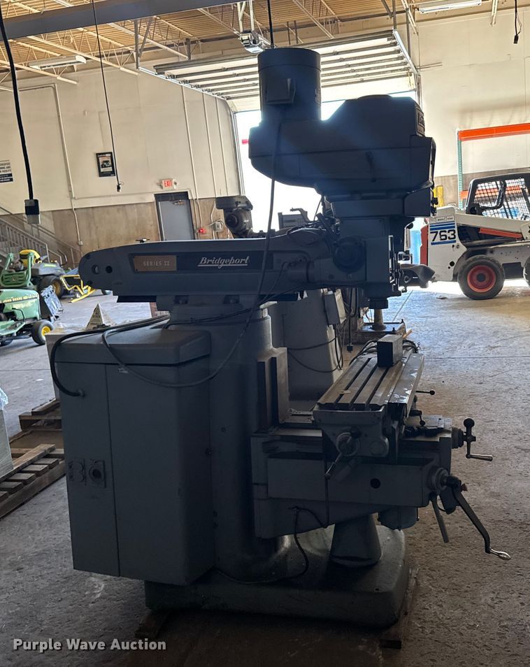 image for item EU6304 Bridgeport Series ll milling machine