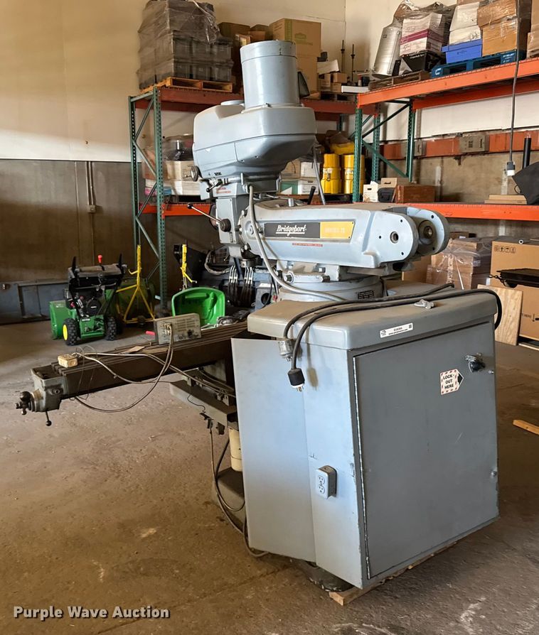 image for item EU6304 Bridgeport Series ll milling machine