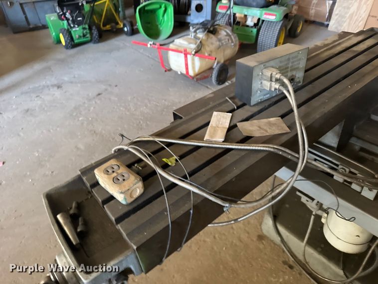 image for item EU6304 Bridgeport Series ll milling machine