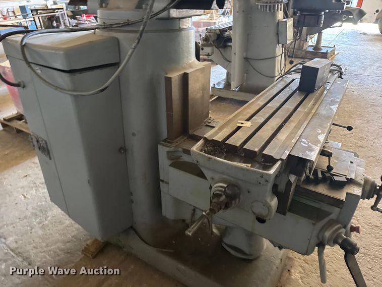 image for item EU6304 Bridgeport Series ll milling machine