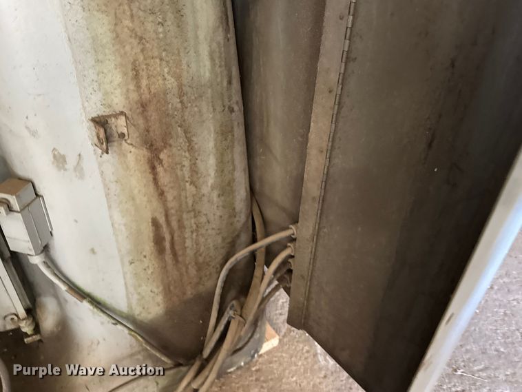 image for item EU6304 Bridgeport Series ll milling machine