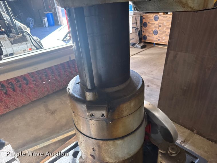 image for item EU6306 Carlton radial arm drill