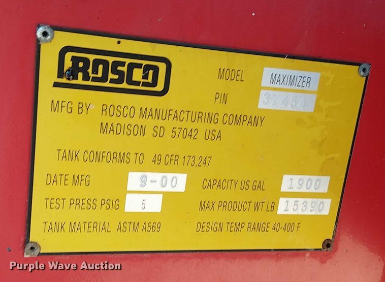 image for item EV5422 2000 Freightliner FL70 oil distributor truck