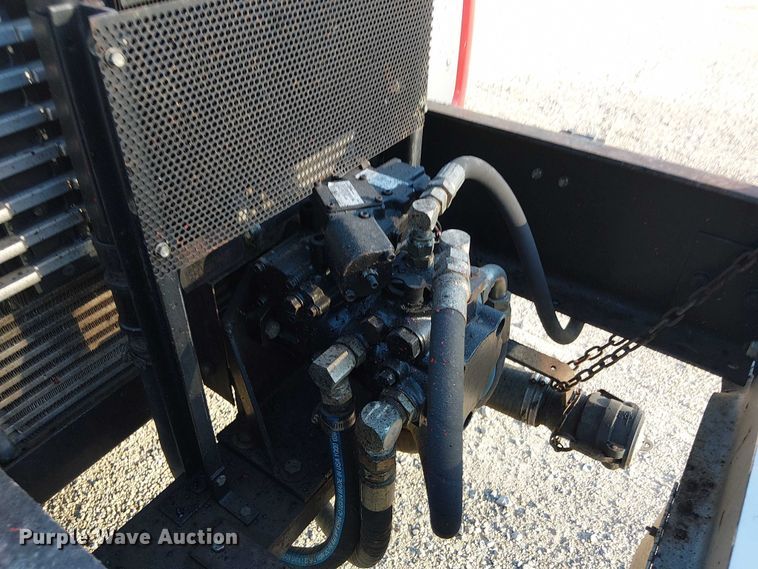 image for item EV5422 2000 Freightliner FL70 oil distributor truck