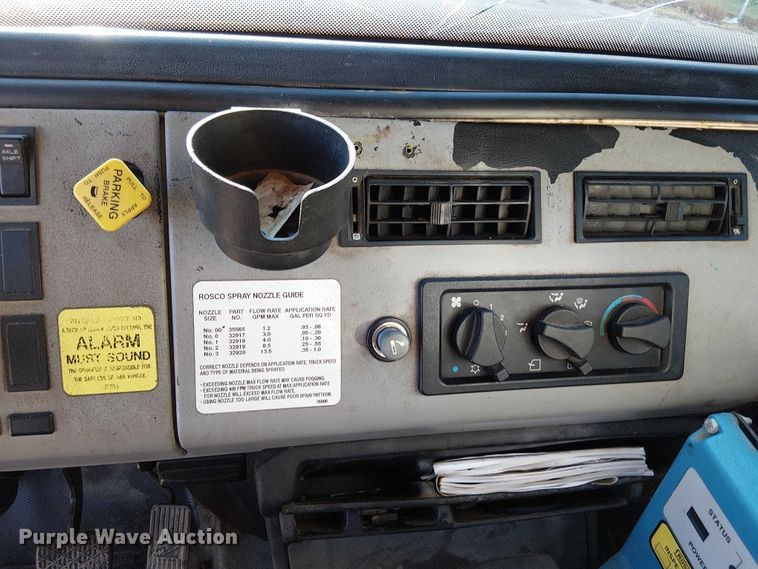 image for item EV5422 2000 Freightliner FL70 oil distributor truck