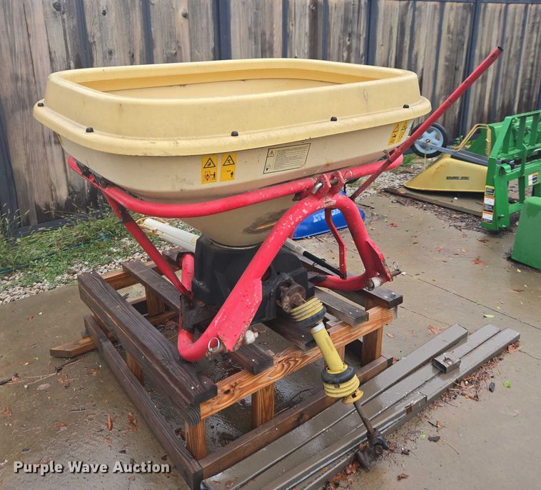 image for item EV5443 Vicon PS403 spreader