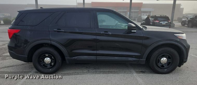 image for item EV5451 2021 Ford Explorer Police interceptor SUV