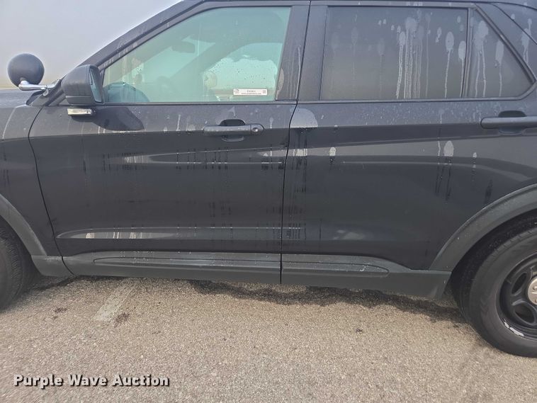 image for item EV5451 2021 Ford Explorer Police interceptor SUV