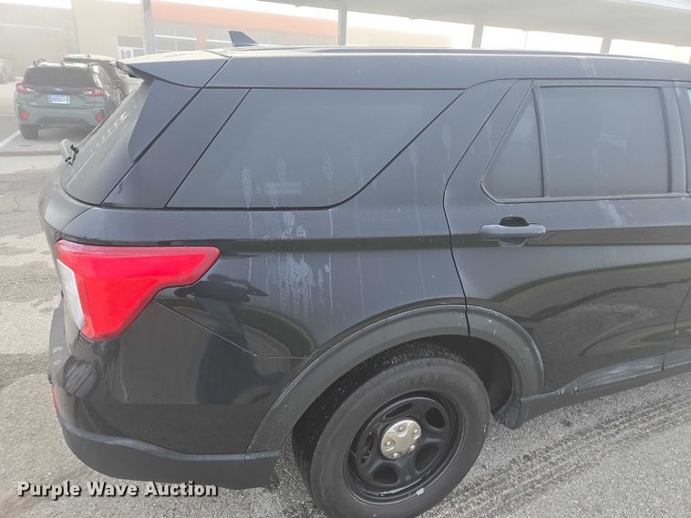 image for item EV5451 2021 Ford Explorer Police interceptor SUV