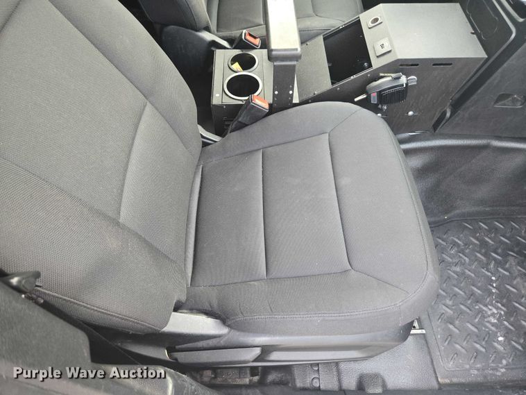 image for item EV5451 2021 Ford Explorer Police interceptor SUV