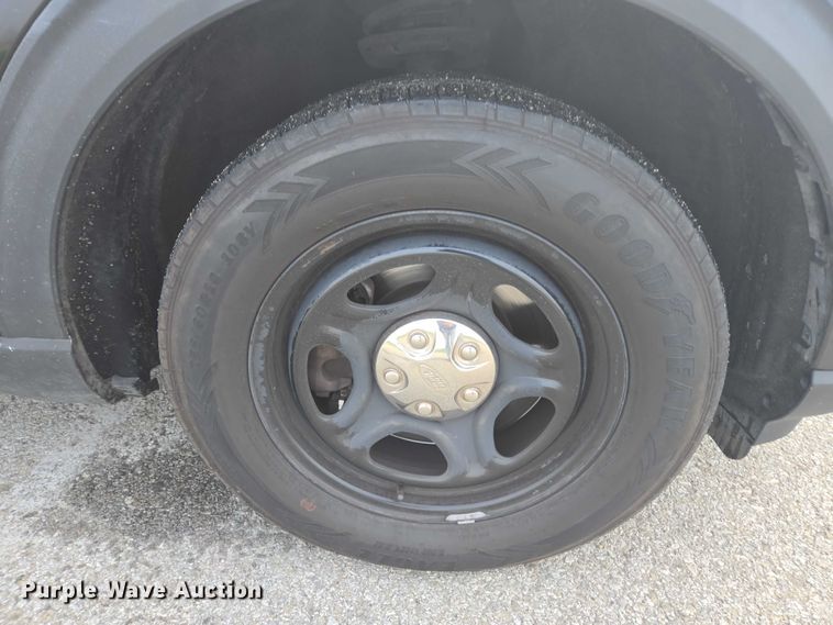 image for item EV5451 2021 Ford Explorer Police interceptor SUV