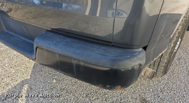 image for item FI0600 2016 Chevrolet Express 3500 van