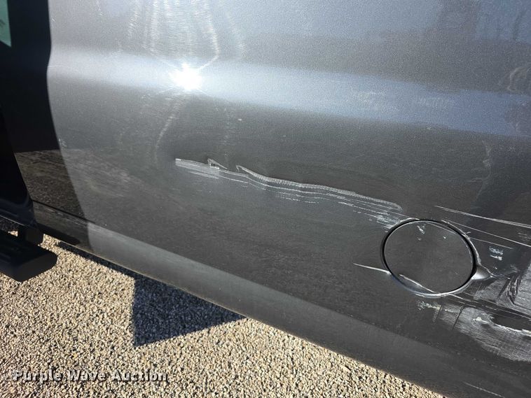 image for item FI0600 2016 Chevrolet Express 3500 van