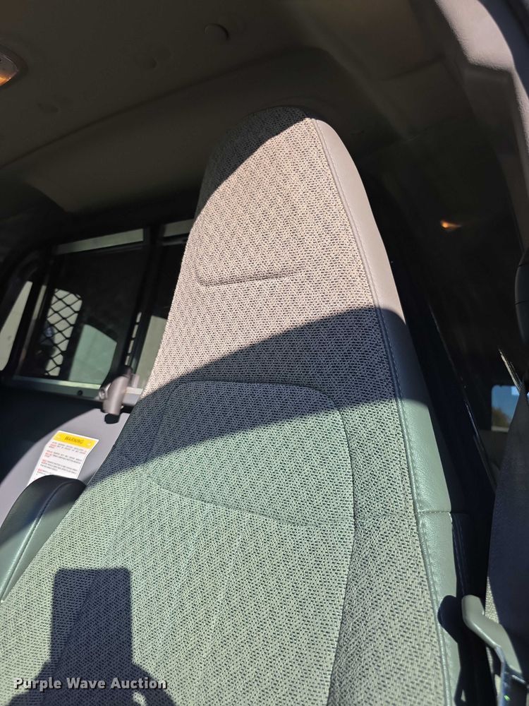 image for item FI0600 2016 Chevrolet Express 3500 van