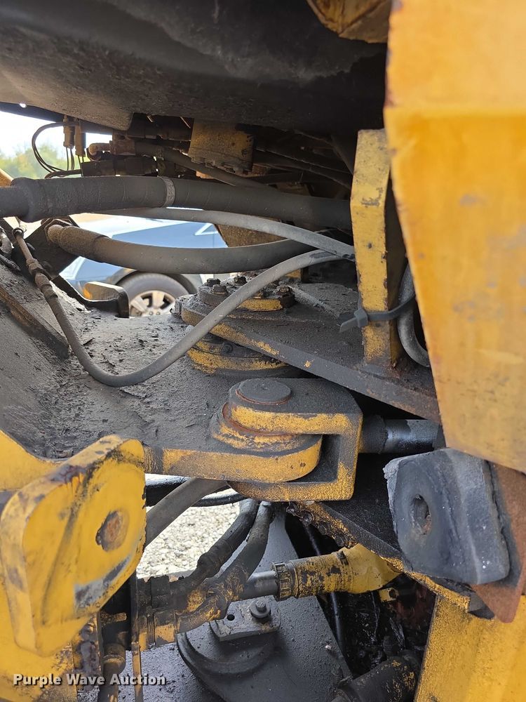 image for item FI0604 2001 Caterpillar 924G wheel loader