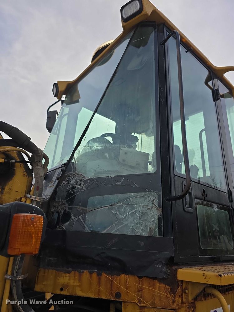 image for item FI0604 2001 Caterpillar 924G wheel loader