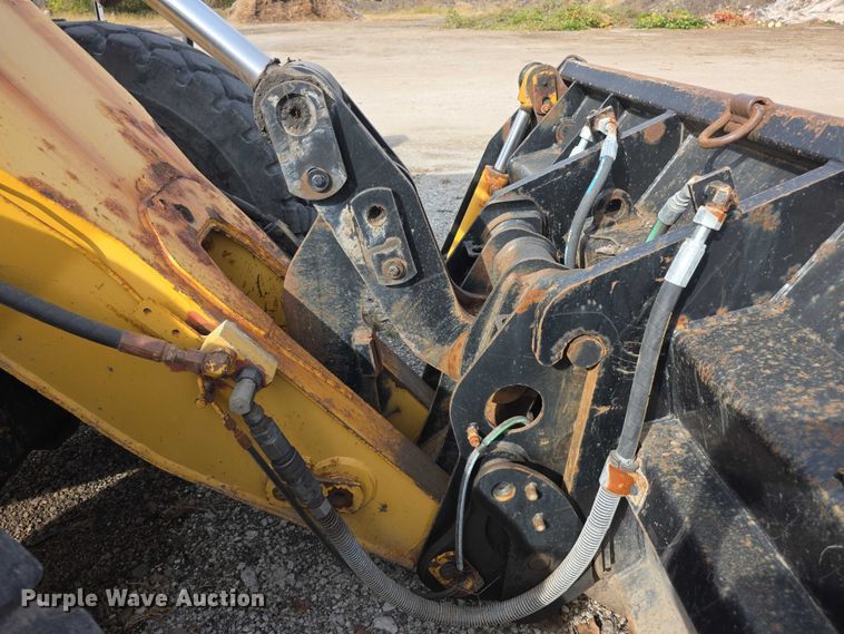 image for item FI0604 2001 Caterpillar 924G wheel loader