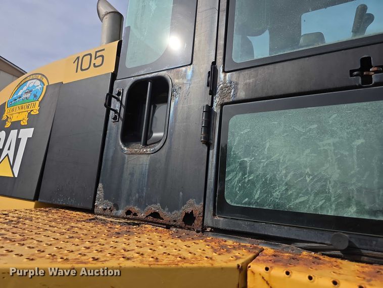 image for item FI0604 2001 Caterpillar 924G wheel loader