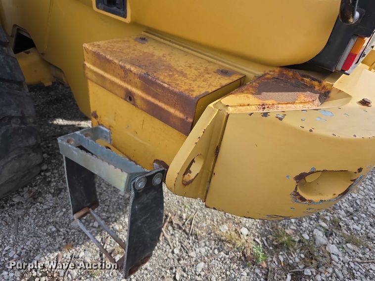 image for item FI0604 2001 Caterpillar 924G wheel loader