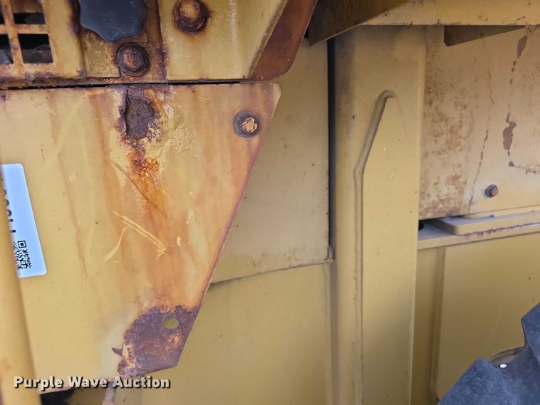 image for item FI0604 2001 Caterpillar 924G wheel loader