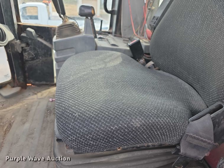 image for item FI0604 2001 Caterpillar 924G wheel loader