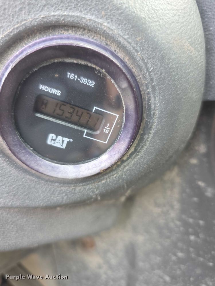 image for item FI0604 2001 Caterpillar 924G wheel loader