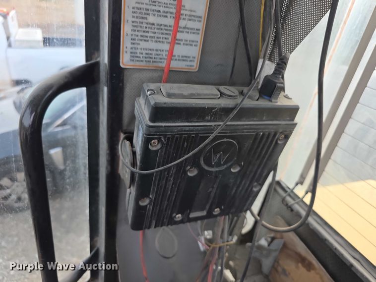 image for item FI0604 2001 Caterpillar 924G wheel loader