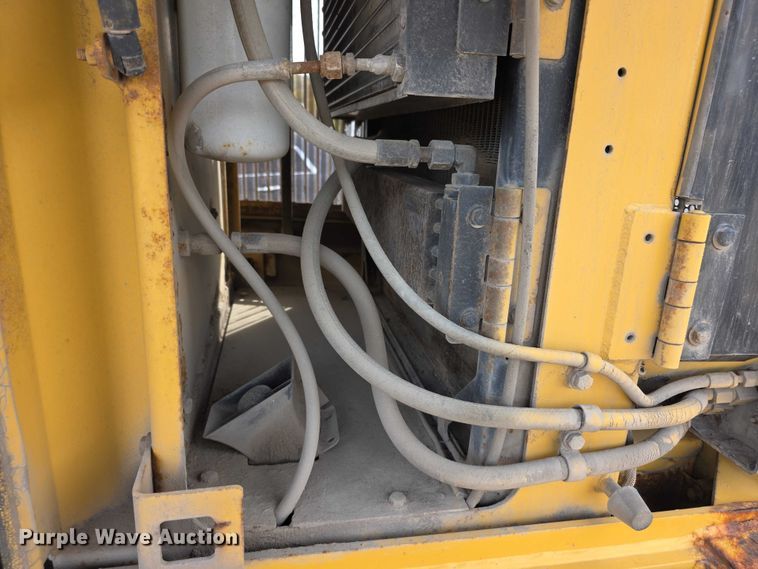 image for item FI0604 2001 Caterpillar 924G wheel loader