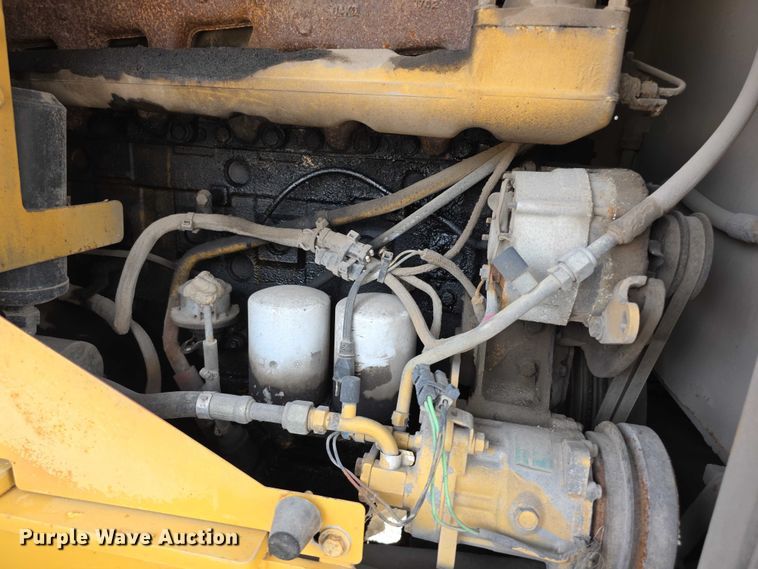 image for item FI0604 2001 Caterpillar 924G wheel loader