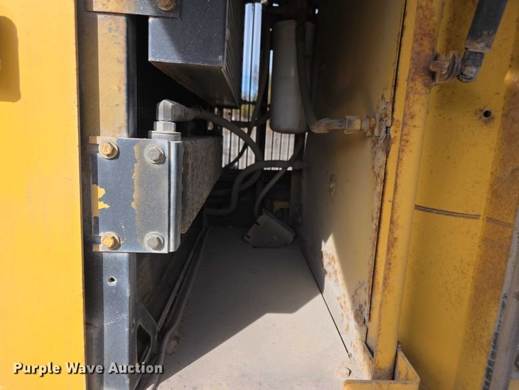 image for item FI0604 2001 Caterpillar 924G wheel loader