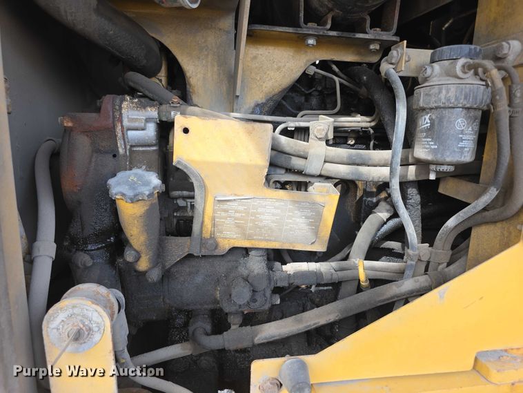 image for item FI0604 2001 Caterpillar 924G wheel loader