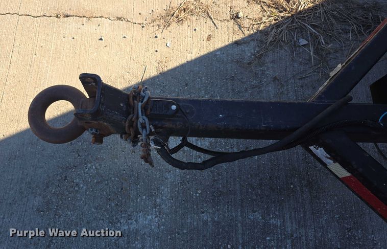 image for item FI0605 2002 Pro-tainer recycle trailer