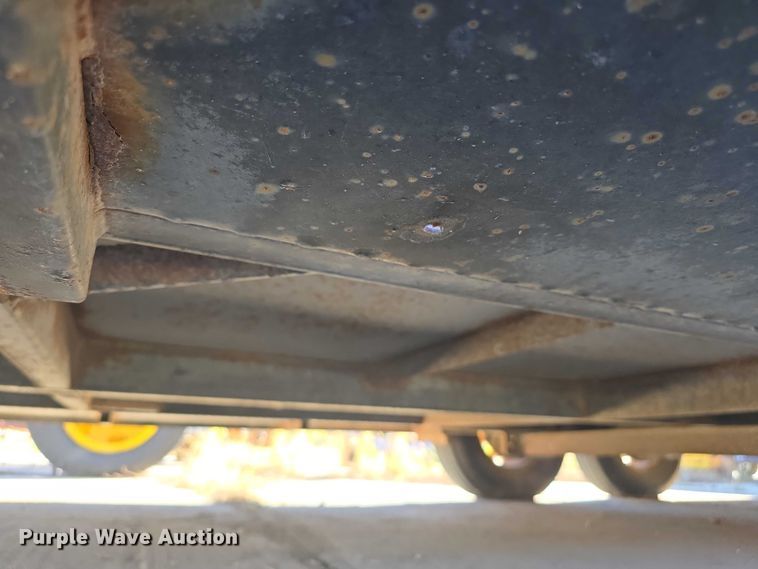 image for item FI0605 2002 Pro-tainer recycle trailer