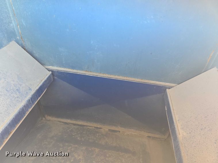 image for item FI0605 2002 Pro-tainer recycle trailer