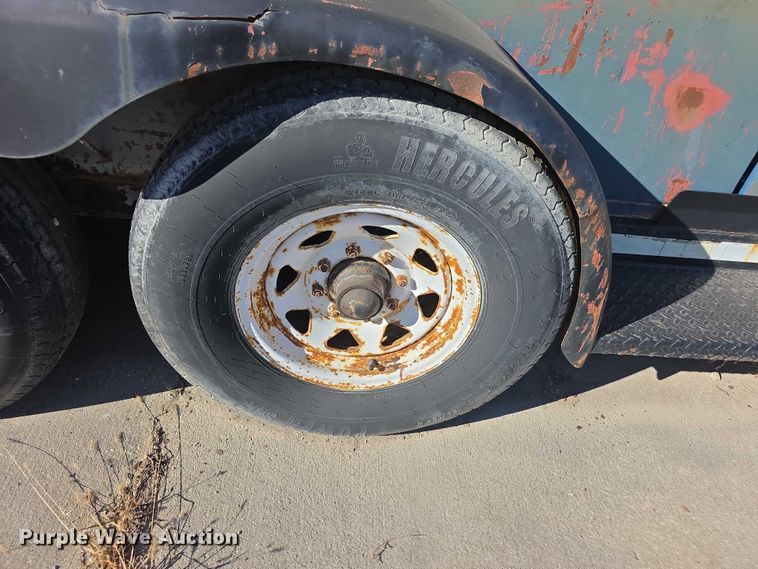 image for item FI0605 2002 Pro-tainer recycle trailer