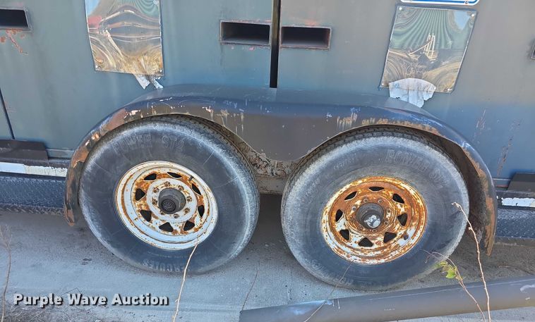 image for item FI0605 2002 Pro-tainer recycle trailer