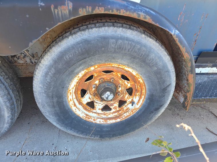 image for item FI0605 2002 Pro-tainer recycle trailer