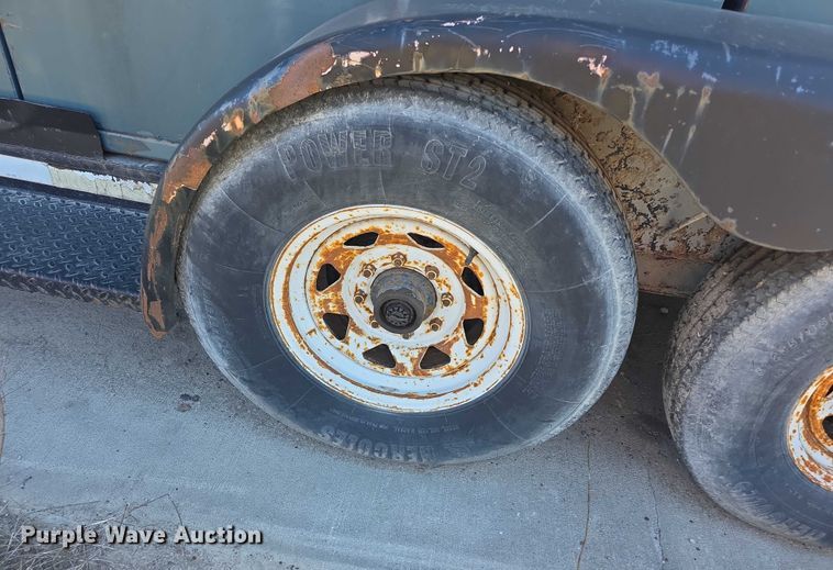 image for item FI0605 2002 Pro-tainer recycle trailer