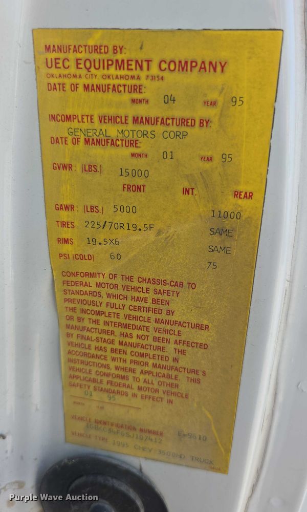 image for item FI0616 1995 Chevrolet C3500 bucket truck