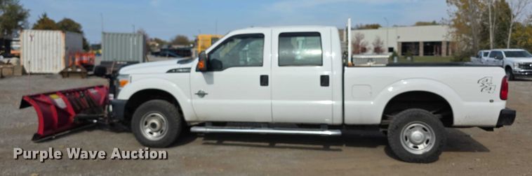 image for item FI0617 2015 Ford F350 Super Duty Crew Cab pickup truck