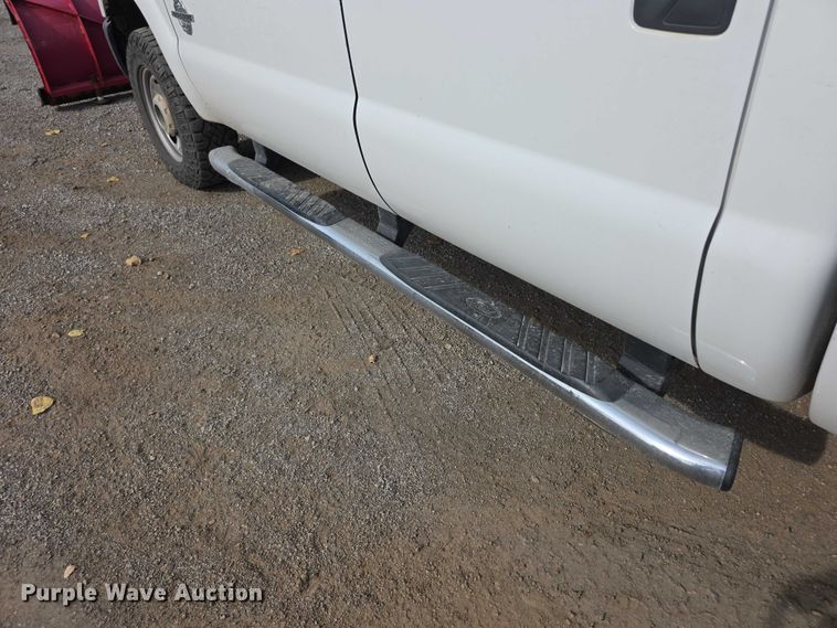 image for item FI0617 2015 Ford F350 Super Duty Crew Cab pickup truck