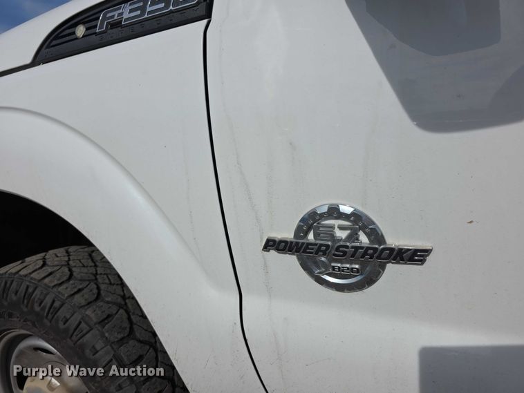 image for item FI0617 2015 Ford F350 Super Duty Crew Cab pickup truck