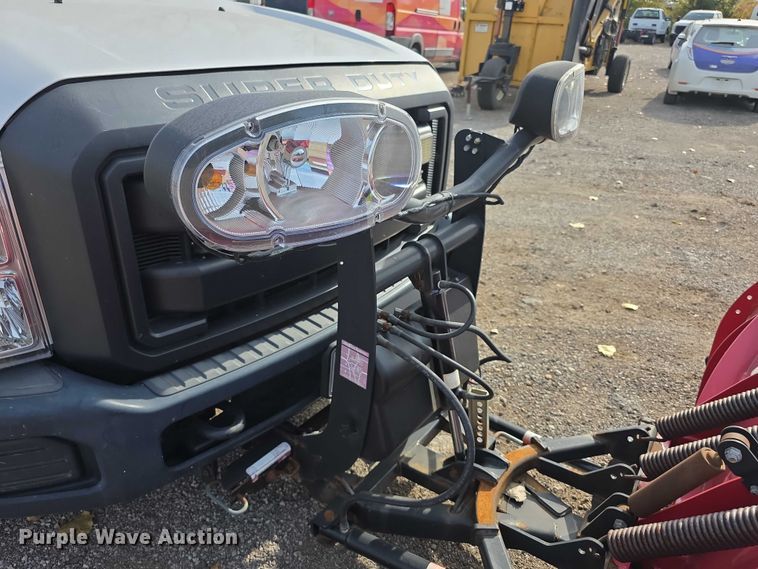 image for item FI0617 2015 Ford F350 Super Duty Crew Cab pickup truck