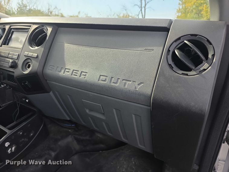 image for item FI0617 2015 Ford F350 Super Duty Crew Cab pickup truck