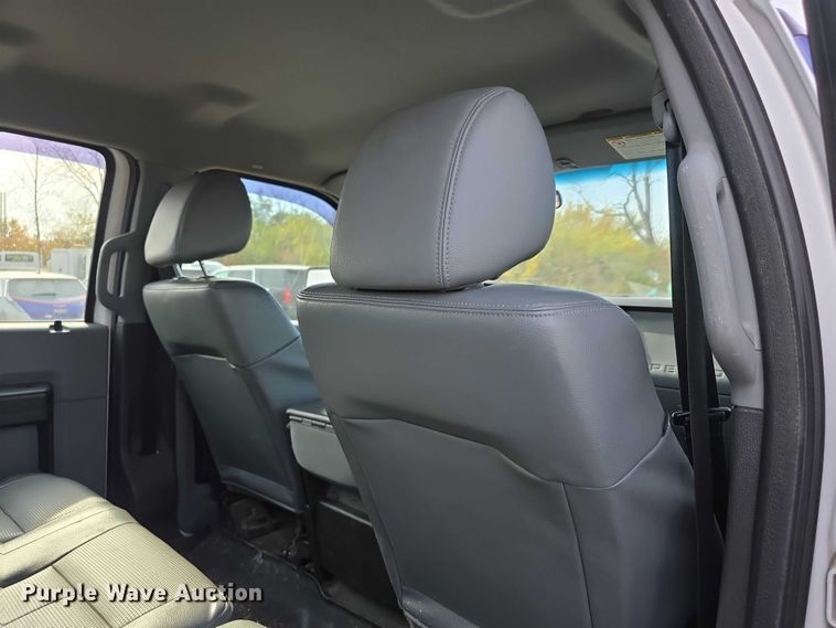 image for item FI0617 2015 Ford F350 Super Duty Crew Cab pickup truck