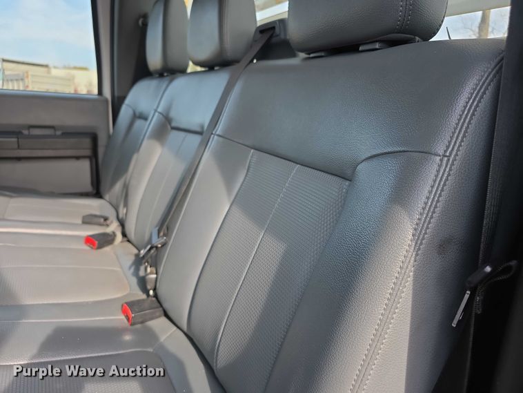 image for item FI0617 2015 Ford F350 Super Duty Crew Cab pickup truck