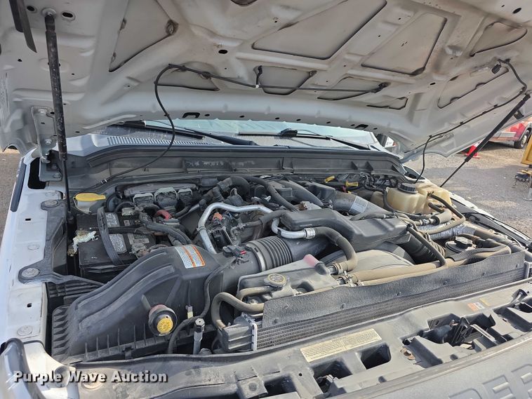 image for item FI0617 2015 Ford F350 Super Duty Crew Cab pickup truck