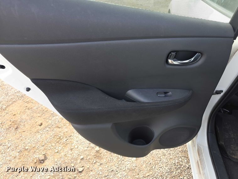 image for item FI0619 2016 Nissan Leaf 